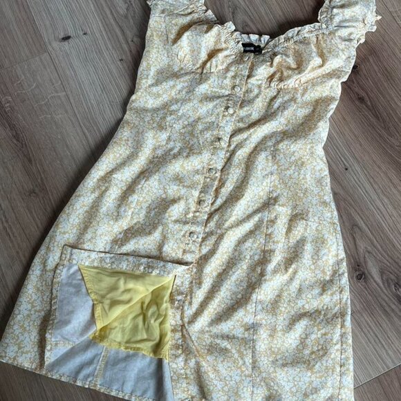 Sundae Muse Yasmin Dress in Yellow Floral Print (worn once) - Picture 4 of 5